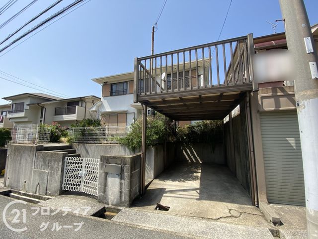 4LDK House in Kobe's Tarumi Ward with Renovation Plans - Thumbnail 2
