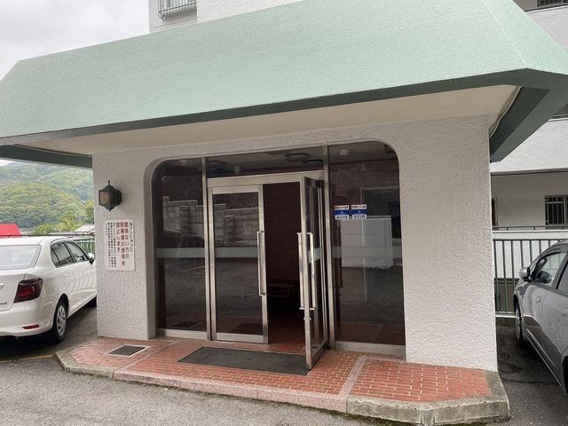 3LDK Apartment for Renovation in Nagasaki City, Nagasaki - Thumbnail 3