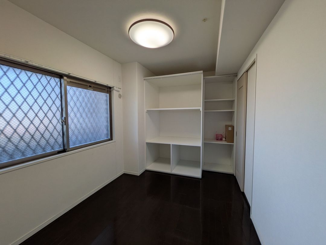Alpha States Utazu Ekimae 8F 3LDK Apartment for Sale in Kagawa - Thumbnail 3