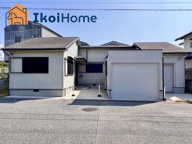 Renovated 1-Story House with Warehouse for Sale in Akashi - Thumbnail 2