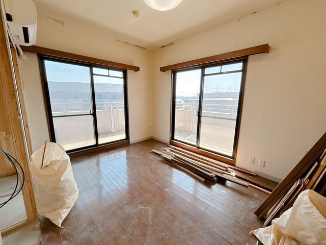 3LDK Apartment for Sale in Fukui City, Fukui Prefecture - Thumbnail 4