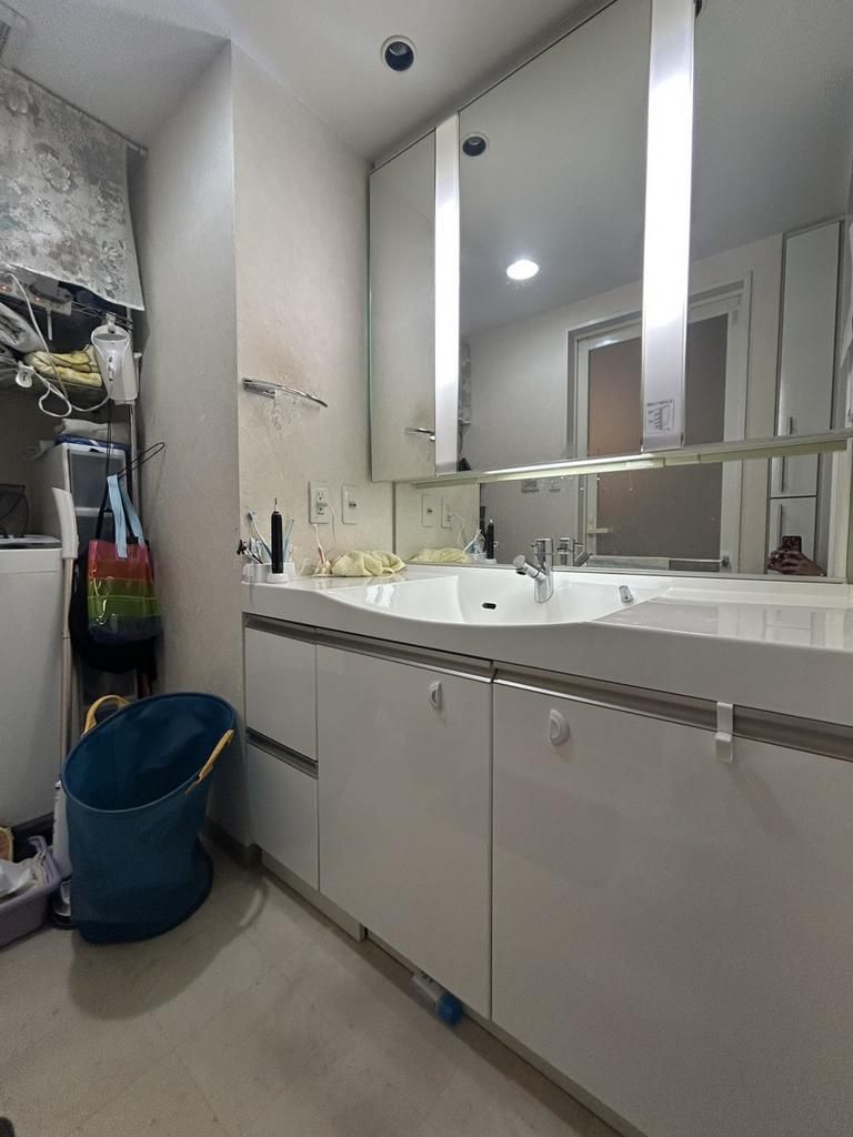 3LDK Apartment for Sale in Arist Tower Wakayama City - Thumbnail 2