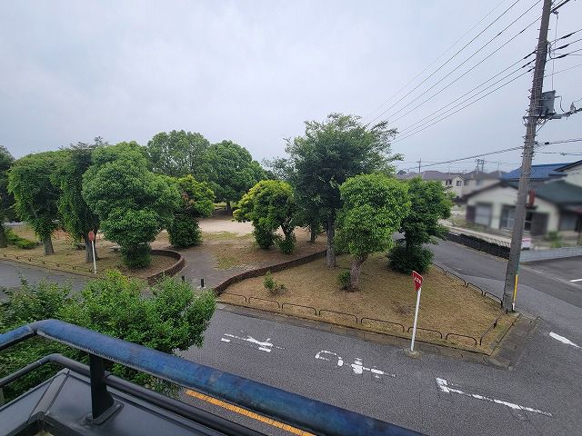5SLDK Family House in Koshigaya with 50 Tsubo Land - Thumbnail 4