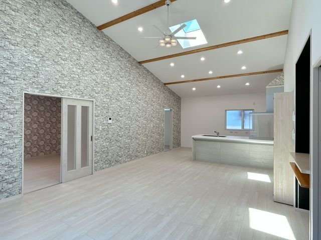 2SLDK Single-Story House for Sale in Rokunohe, Aomori - Thumbnail 3