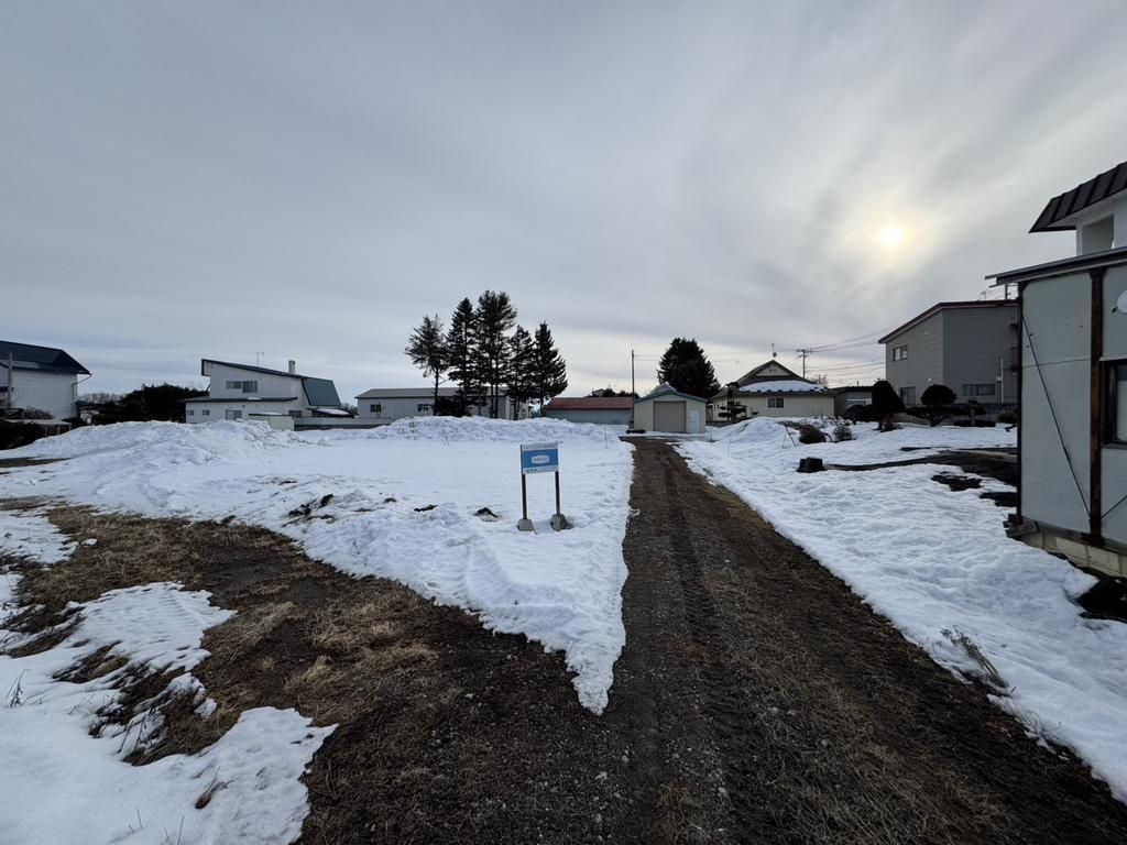 602 sqm Vacant Land for Sale in Obihiro, Hokkaido - Thumbnail 2