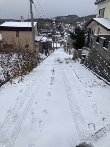 810 sqm Sloped Land for Sale in Otaru, Hokkaido - Thumbnail 2