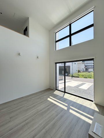 3LDK Modern House in Takasaki with Renovation Package - Thumbnail 3