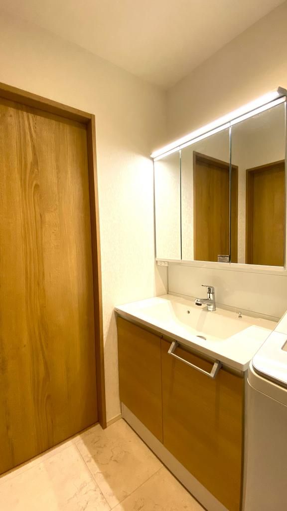 5LDK Detached House for Sale in Koga, Ibaraki - 2022 Build - Thumbnail 2