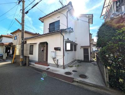 Used detached house 6 minutes walk from the bus stop "Kimzai Danchiguchi" - Matsuyama City — Image 1, Niihama City, Ehime