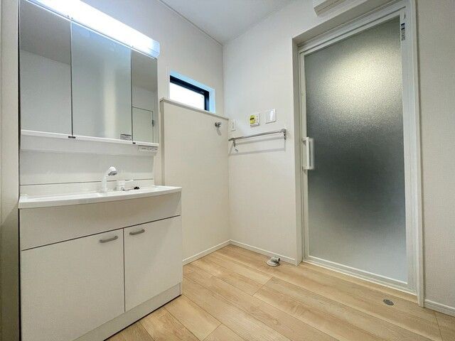 New 4LDK House for Sale in Takaoka, Toyama - March 2026 Completion - Thumbnail 3