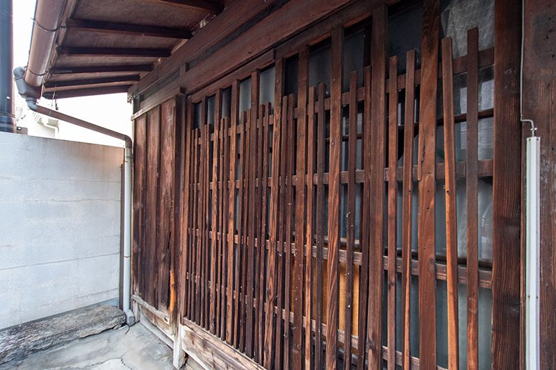 Unrenovated 1912 Kyoto Machiya Near Nijo Castle for Sale - Thumbnail 4