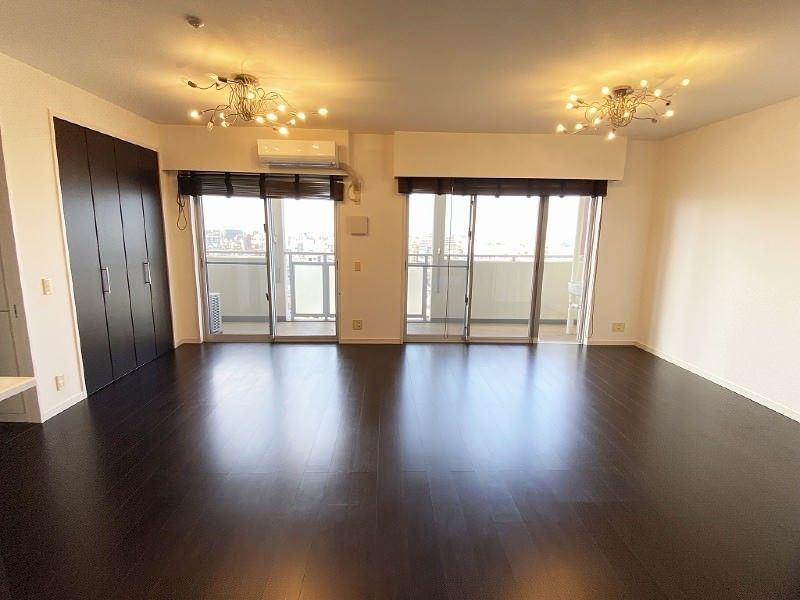 2LDK Apartment in Naha's Omoromachi - Resort-Style Living - Thumbnail 4