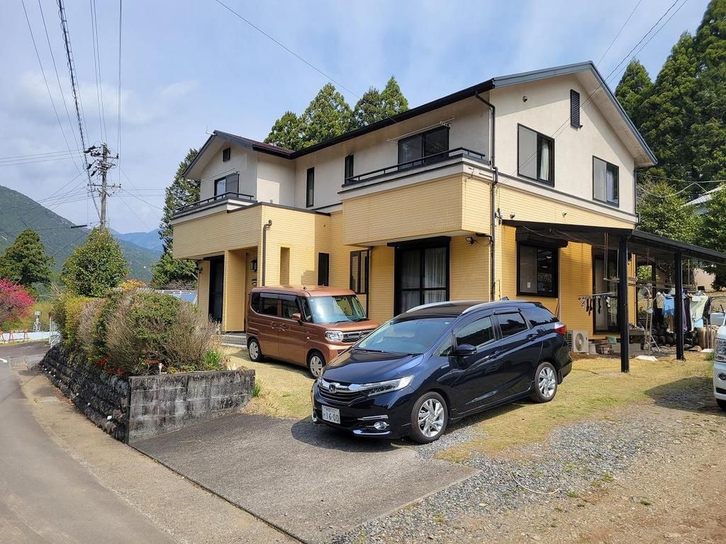 6LDK House in Kawanehoncho with Scenic Views - Thumbnail 2