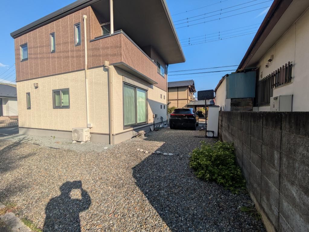 4SLDK Sekisui Heim House for Sale in Chuo City, Yamanashi - Thumbnail 2
