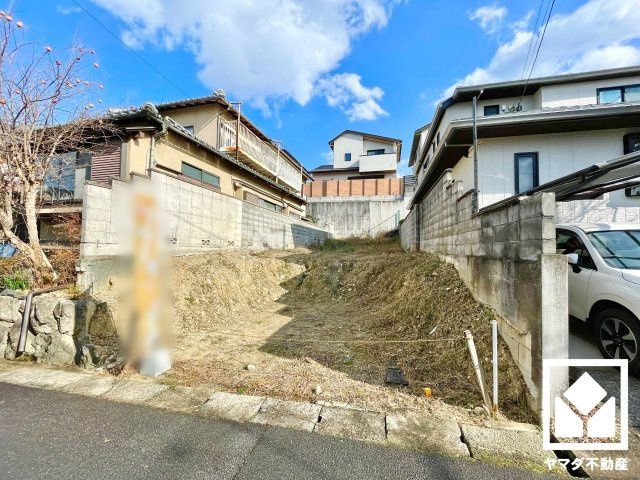 Corner Land Plot with Old House for Sale in Fushimi, Kyoto - Thumbnail 3