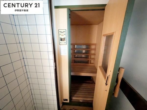 4LDK House with Shop Space Near Minami-Yonago Station - Thumbnail 3