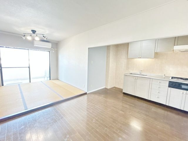 2LDK Apartment for Sale in Kanazawa, Ishikawa - Thumbnail 4