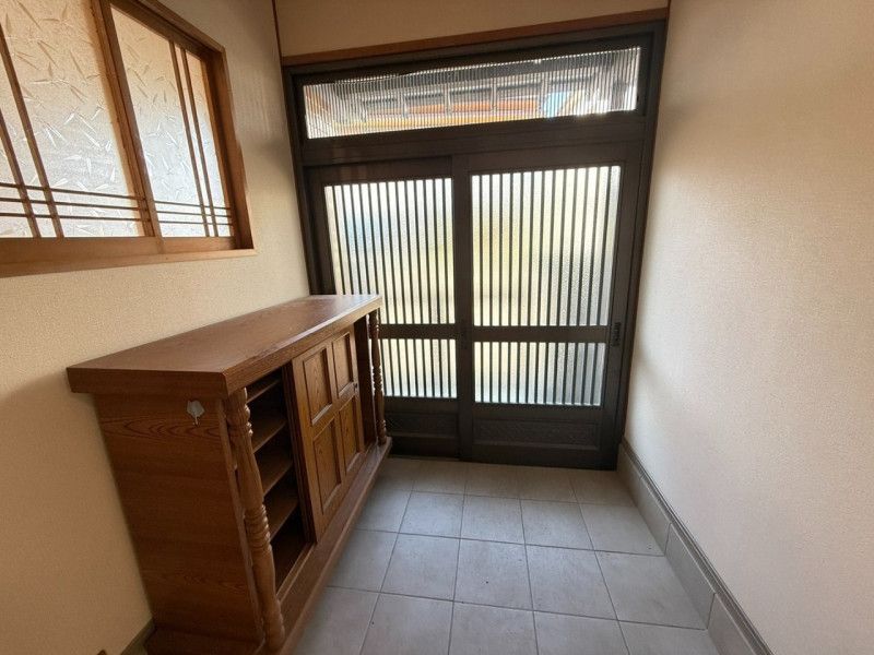 Renovated 5-Bedroom House in Katsuura Town, Wakayama - Thumbnail 2