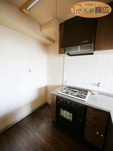 2SDK Apartment for Sale in Himeji, Hyogo Prefecture - Thumbnail 4
