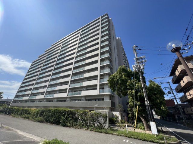 3LDK Apartment for Sale in Repia Takamatsu, Wakayama City - Thumbnail 2