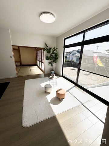 Renovated 4LDK House with Garden in Kumamoto's Ueki District - Thumbnail 2