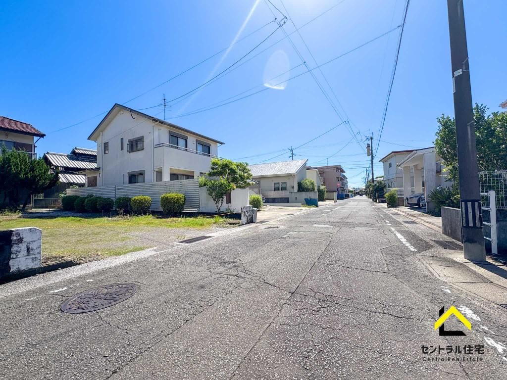 Land for Sale in Miyazaki City with Old House, Near Station - Thumbnail 2