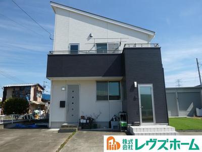 3LDK house in Isesaki with parking and 2022 renovations — Image 2, Isesaki, Gunma