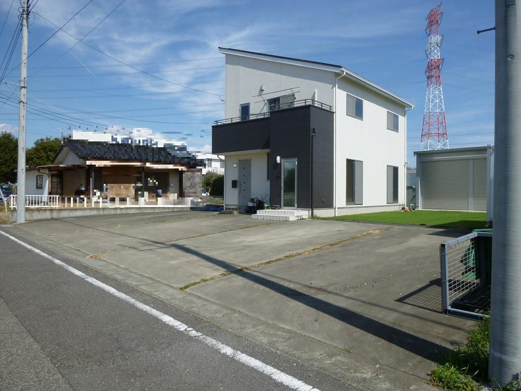 3LDK house in Isesaki with parking and 2022 renovations - Thumbnail 2