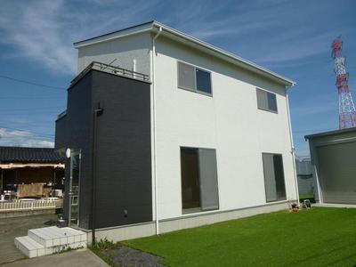 3LDK house in Isesaki with parking and 2022 renovations — Image 1, Isesaki, Gunma
