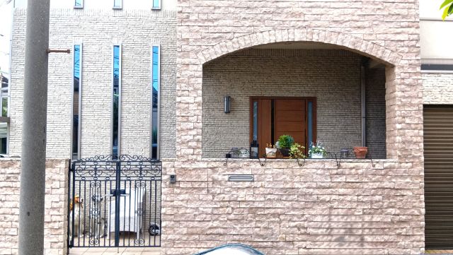 4SLDK House in Setagaya with Solar Power and Basement - Thumbnail 2
