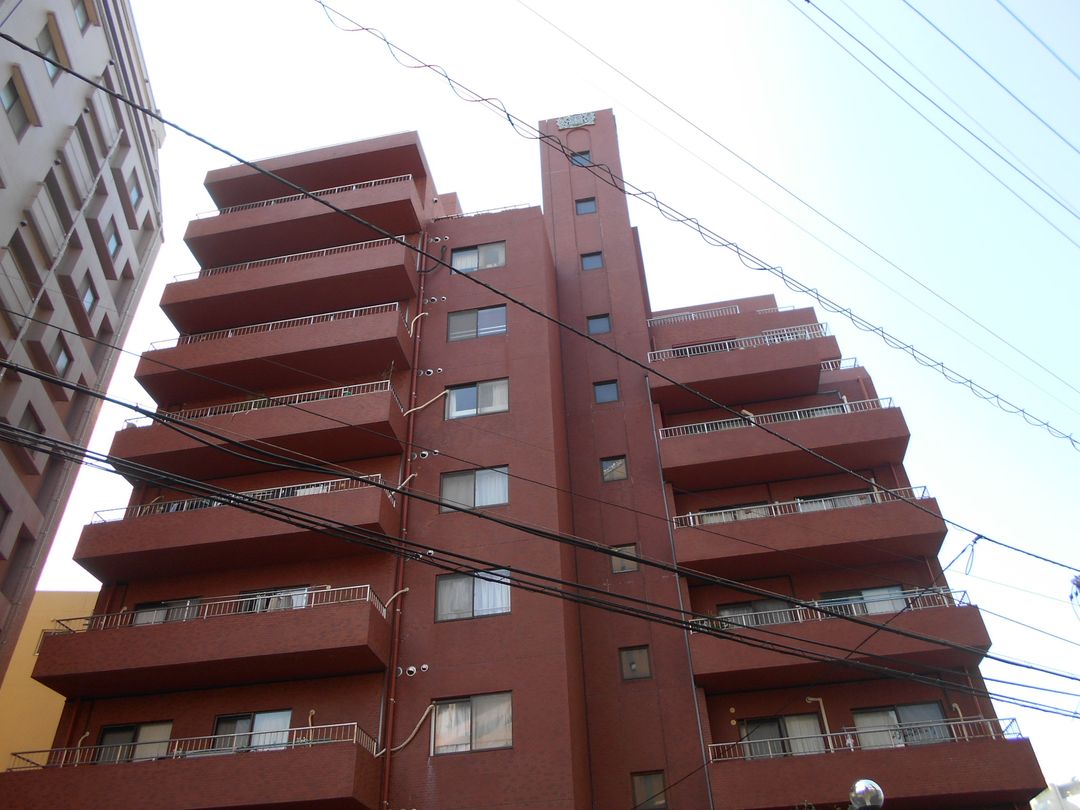 1LDK Apartment in Fukuoka with Rooftop Balcony - Thumbnail 2
