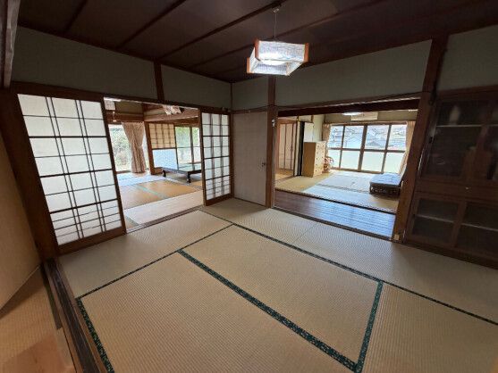 Farmland House for Sale in Mihara, Hiroshima - Akiya Bank - Thumbnail 4