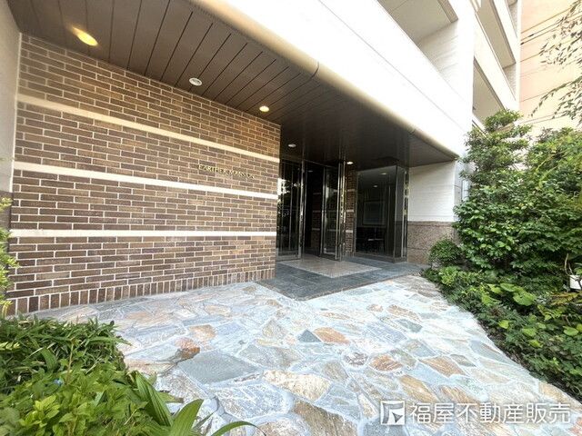4LDK Apartment for Sale near JR Saga Station, Saga - Thumbnail 2