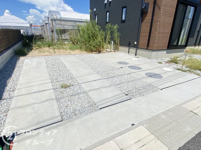 Modern 4LDK Detached House for Sale in Koryo Town, Nara - Image 1