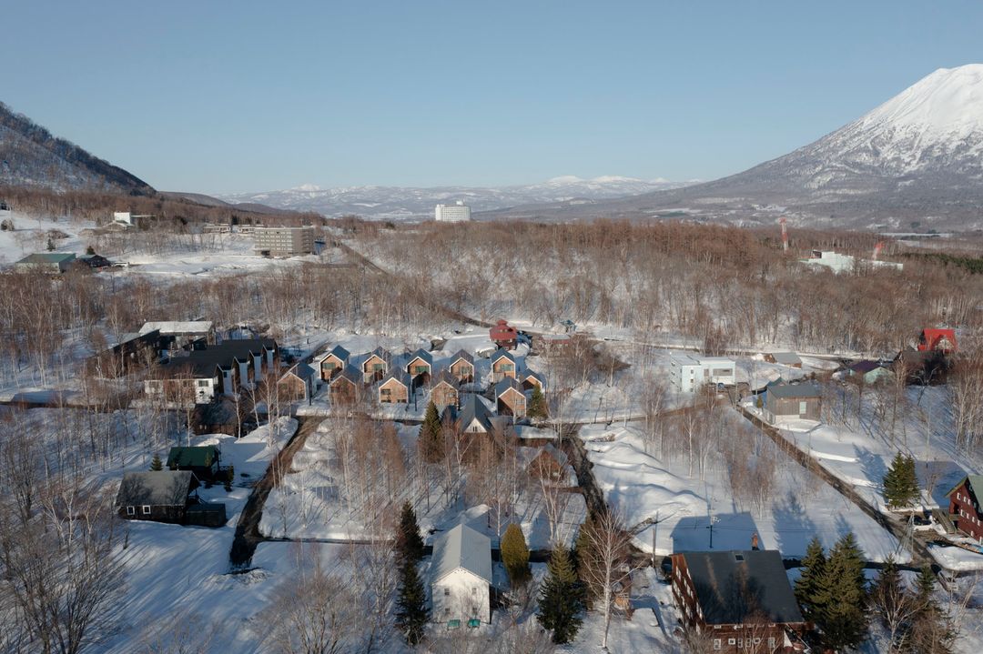 Land for Sale in Higashiyama, Niseko, Hokkaido - 900 sqm - Thumbnail 3