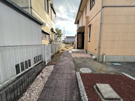 5LDK Steel Frame House for Sale in Gotemba, Shizuoka - Thumbnail 4