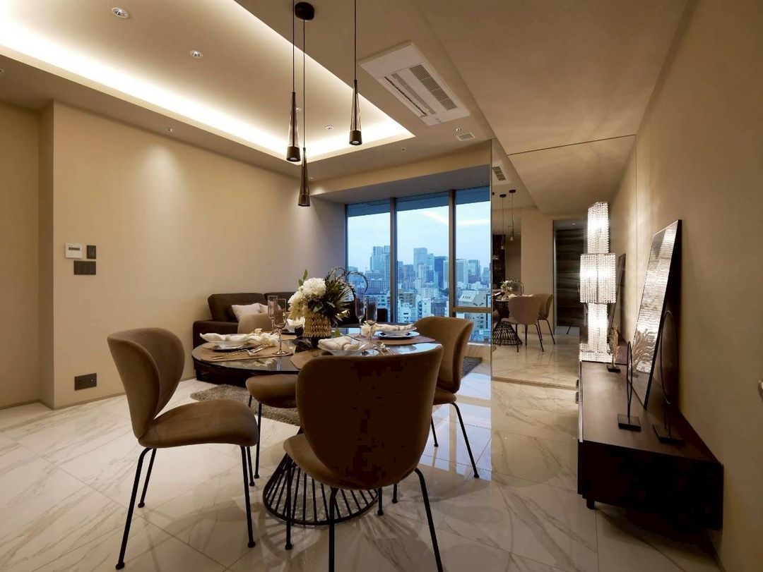 2LDK Apartment for Sale in Minami Aoyama, Minato, Tokyo - Thumbnail 2