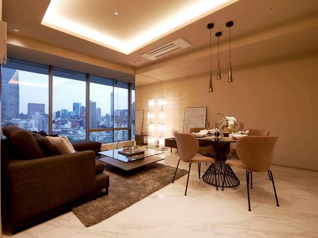 2LDK Apartment for Sale in Minami Aoyama, Minato, Tokyo - Thumbnail 3