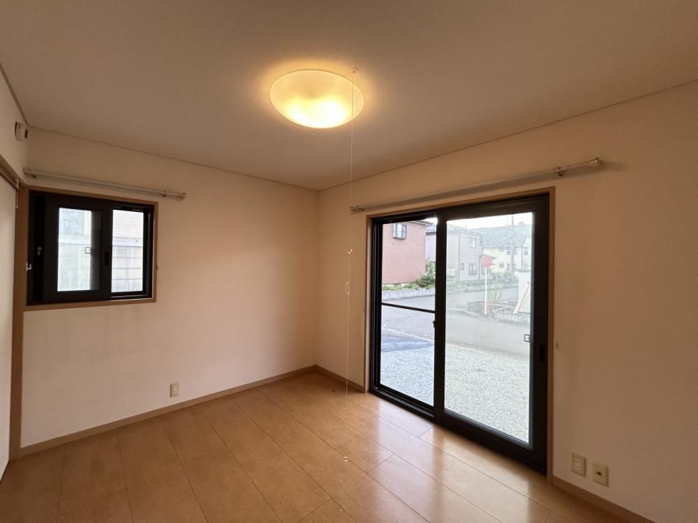 Renovated 2LDK House in Hanamaki with Parking - Thumbnail 3
