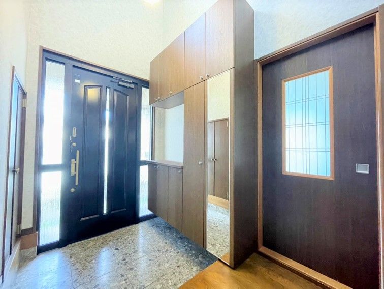 4LDK Detached House in Munakata with 560m² Garden - Thumbnail 4