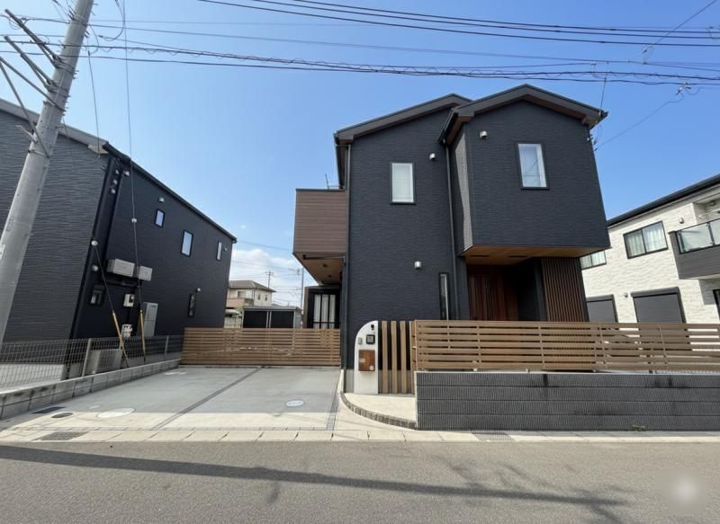 2023-Built 4LDK House with Solar Panels in Chiba - Thumbnail 3