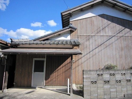 4K House with Shop for Sale in Tainai, Niigata - Thumbnail 2