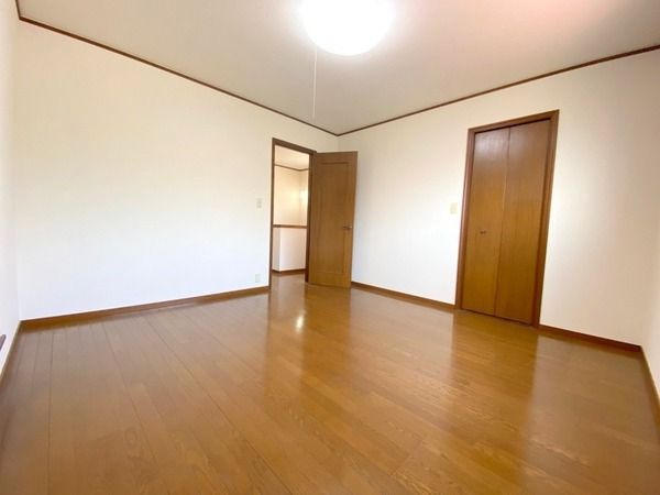 4LDK House in Ichihara with 222m² Land - Chiba Prefecture - Thumbnail 3