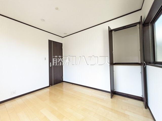 Renovated 3LDK House for Sale in Nerima, Tokyo - Thumbnail 3