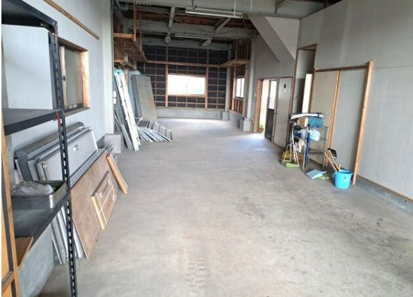 Spacious 9DK House in Yamaga, Kumamoto - Thumbnail 3