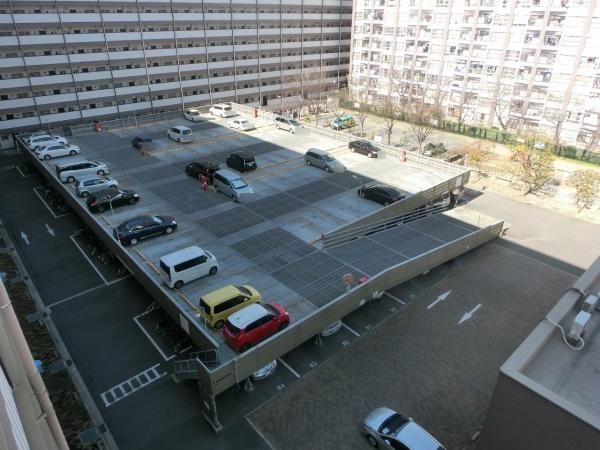 Asahi Corporation C Building 3DK Apartment for Sale in Osaka - Thumbnail 2