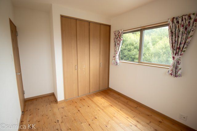 4SLDK House for Sale in Rokujūya, Wakayama City - Thumbnail 3