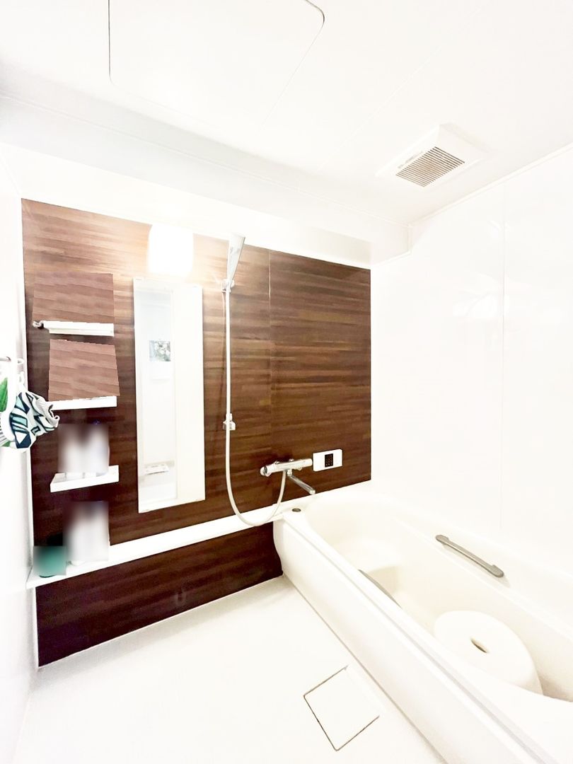 Cosmo Ichikawa Higashi Avantageru 4LDK Apartment for Sale - Image 1