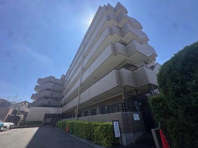 Cosmo Kasukabe 2SLDK Apartment for Sale in Saitama — Image 1, Kasukabe, Saitama