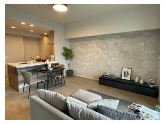 Oedo Tower Residence 25F 3LDK Renovated Apartment Kuramae Tokyo - Thumbnail 3